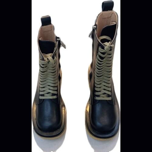 2020 New Style for Autumn and Winter British BV Lace round Chunky-Heel Thick Increased Mona Same