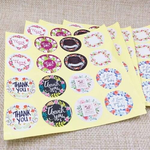 3cm100pcs flower pattern Thank you sticker label gold foil Happy new year jewelry label tag Merry christmas self adhesive label