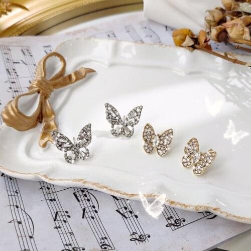 Stud Earrings for Women Fashionable Crystal Butterfly Earrings Light Luxury Charm Exquisite Earrings Jewelry Wholesale