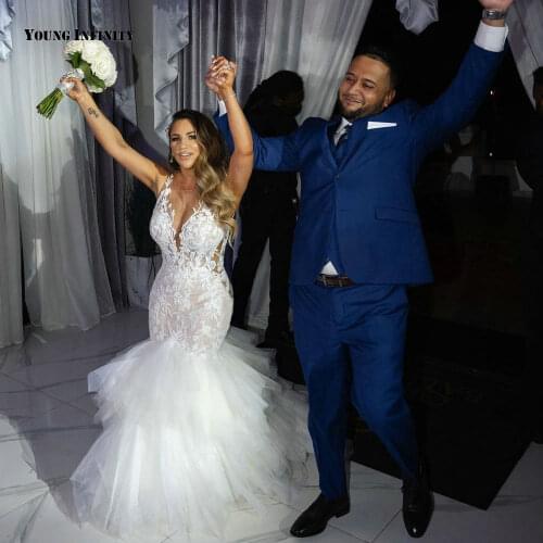 Charming Mermaid Wedding Dresses 2021 Sleeveless Bridal Gown Illusion Back Scoop Court Train Applique White Plus Size Bride