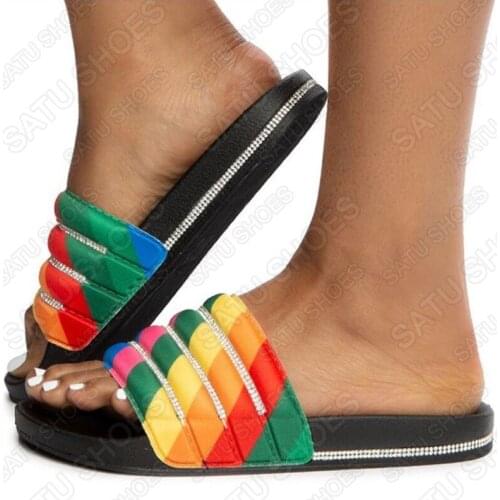 Rainbow Crystal Cross-Border Womens Slippers Fashion Thick Platforms Shoes Slippers Flip Flops Ladies Slides Rome Beach Sandals