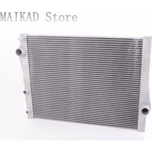 Engine Cooling Radiator for BMW X6 E71 X6 E72 17117533472