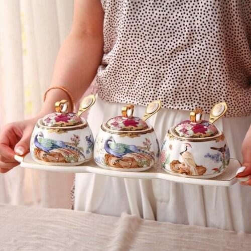 Euro creative household oil salt sauce and vinegar seasoning bottle and jar combination set ceramic jar with lid kitchen storage