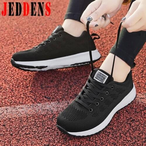 Lace Up Sport Shoes Woman Summer Sneakers 2020 Womens Breathing Running Shoe Low Top Women Sports Shoes Big Size Ladies Shoe Q9