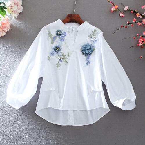 2021 Summer Female Vintage Floral Embroidery Blouse Tops Womens Half Sleeve Shirt Female V Neck Blusas Casual Loose Shirts Q486