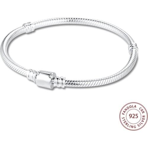 2020 Charm Bracelet femme 925 Sterling Silver Moments Barrel Clasp Snake Chain Bracelets for Women Girls Fashion Jewelry Gift