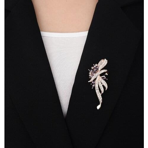 Alloy Rhinestone Flower Floral Brooches for Women Large Brooch Pin Fashion Dress Coat Accessories Party Female Jewelry 2020 New