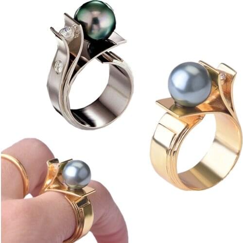 Fashion Inlaid Rhinestone Green Pearl Ring Trendy Style Ornament Engagement Women Gift Accessories Round