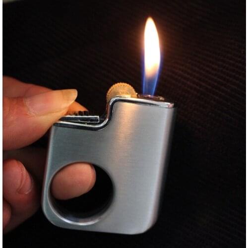 50pcs/lot Mini Creative Ring Shaped Lighter Butane Refillable Metal Lighter Finger Ring Grinding Wheel Smoking Accessory Gift