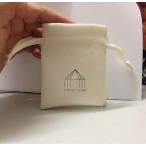 100pcs high quality velvet drawstring jewelry bag for gift ornament phone storage and packaging