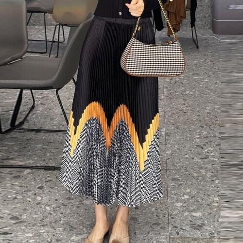 Miyake pleated retro black folda skirt 2021 spring and summer new niche high-waist plus size ruched loose thin mid-calf skirts