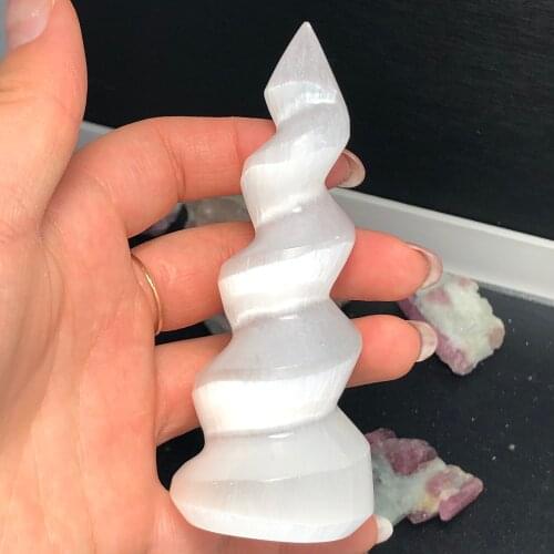Natural Selenite spiral Unicorn Horn Carving Satin Spar Crystal Gemstone Crystal Reiki Healing raw white gypsum stone massager