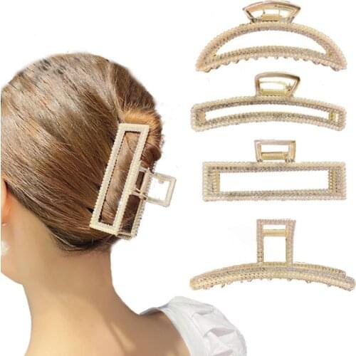 Fashion Pearl Rhinestone Large Hair Claw Shark Clip Women Metal Crab Claw Clip Girl Modelling All-match Hairpin Hair Accessories