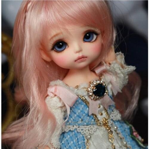 1/8 BJD dolls BJD / SD happy Fashion cute yellow happy doll with eyes for little girl birthday gift
