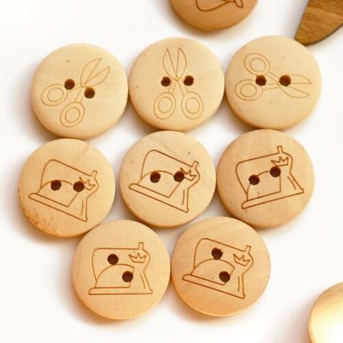 100pcs Hand Made Wooden Buttons Sewing Machine Scissors Pattern Wood Button Label Clothing Craft DIY Apparel Sewing Accessories