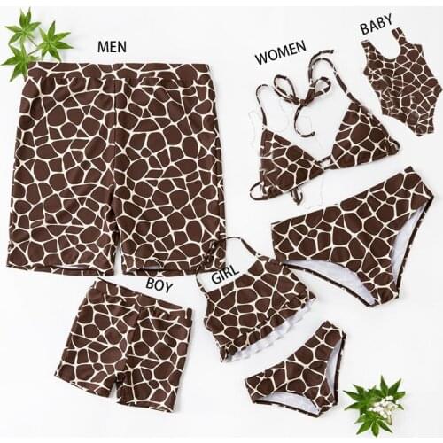 Family Matching Swimwear Leaf Mother Daughter Swimsuit Mommy and Me Bikini Clothes Father Son Swimming Shorts Bathing Suit