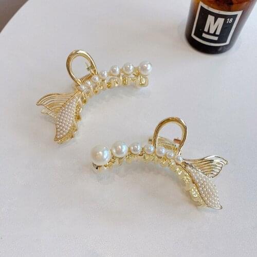 Metal Pearl Fish Tail Hair Clips Elegant Hair Claw Women Girls Non-slip Hair Clamp Ponytail Clip Girl Jaw Clamp Hair Accessories