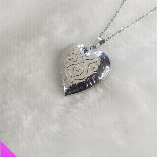 Christmas gift heart photo frame box pendant love photo box necklace ladies classic jewelry stainless steel 2 color wholesale 10