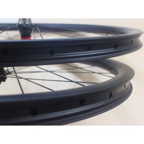 650B 29er 40mm x 30mm mountain bike wheelset 32 spokes internal nipples customize for AM or DH DownHill 27.5er carbon wheels