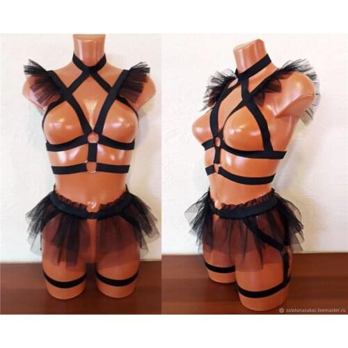 2 Piece Sexy Lingerie Set, Solid Color Harness Strappy Hollow Out Elastic Bra and Garters for Women, Black/White