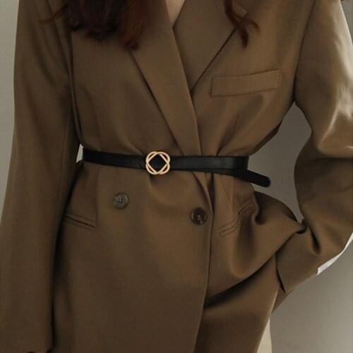 New Fashion Women Leather Thin Belt Personality Metal Buckle Waist Strap Designer Ladies Trouser Suit Dress Decoration Waistband