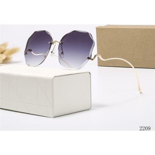 New Round women Sunglasses 2020 fashion glasses brand design radient color frameless sunglasses Oculos de sol UV400