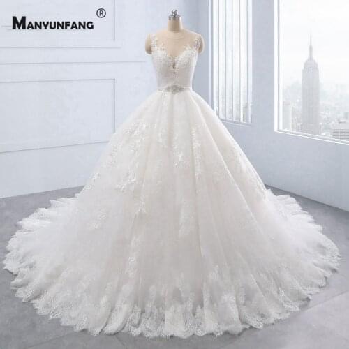 Luxury Cathedral Train Embroidery Appliques Tulle Bridal Ball Gown Elegant Illusion O-Neck Sleeveless Button Back Wedding Dress