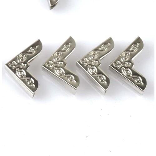 40Pcs silver Metal Book Corner Trilateral Albums Menus Folders Box Corner Protectors For Decor Decoration 21x21x3.5mm CP1812