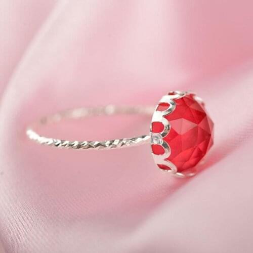 Simple Fashion Red And Green Resin Imitation Gemstone Geometric Ring Female Elegant Noble Lady Ring With Box Best Gift