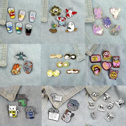 3-8 Pcs/Set Enamel Pins Cup Clown Fox Heart Art Snake Panda Dog Game Machine Koala Pizza Astronaut Ghost Cat Badge Lapel Brooch