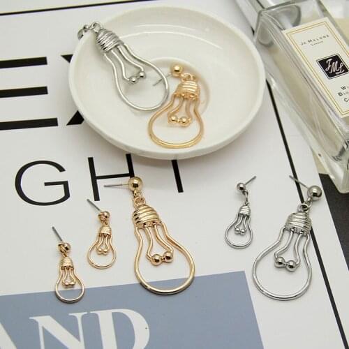 Unique Design Light bulb Drop Earrings for Women Creative Simple Metal Pendant Earrings Interesting Jewelry Friends Gifts