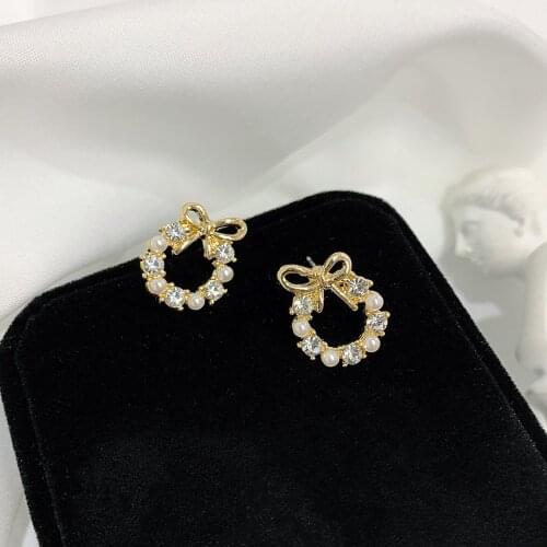 New Style Temperament Lovely Bow Ring Earrings Simple And Small Cold Air Earrings