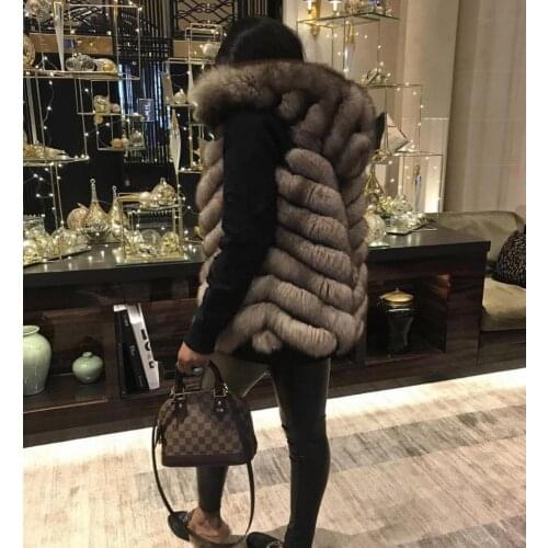 New Arrival Fashion Warm Personality Christmas High-end Woman Coat With Hoodie Thickness Short Natural Fox Fur Cappotto Donna