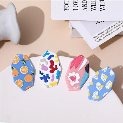2021 Relief effect cartoon flowers pattern print geometry irregular shape acrylic beads diy jewelry pendants accessory