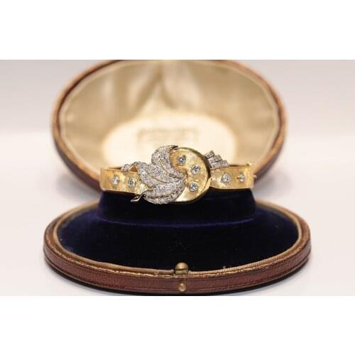 PERFECT VINTAGE 18K GOLD NATURAL DIAMOND DECORATED PRETTY STORNG BRACELET