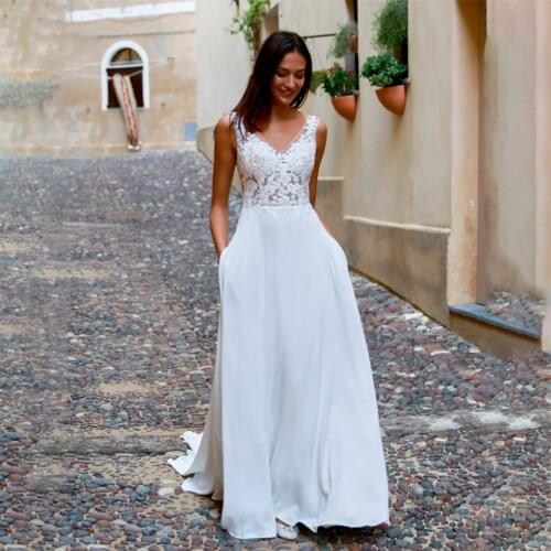 A-Line Appliques Wedding Dress Sexy Deep V-Neck Lace Bridal Dress Long Dress Party Formal Gown robe mère de la mariée