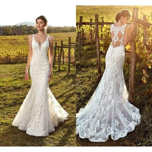 2020 Elegant ivory straps Deep V-section Top mermaid Wedding Clothes Full lace Summer beach Wedding Bridal gown Illusion