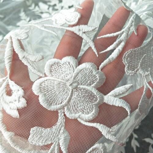 1 Yard / Pack Big Card with The Same Paragraph White Vine Flower Lace Fabric Suitable for Wedding, Dress, Fashion, Etc. DIY