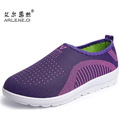 2020 Women Running Shoes Women Breathable Mesh Slip-On Light Sneakers Soft Flat Woman Sports Shoes Zapatillas Mujer Deportiva