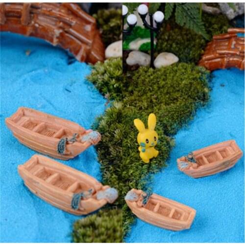 1Pc Mini Resin Ship Boat Miniature Decoration Micro Landscape Moss Terrarium Bonsai Figurines Dollhouse Gift Home Decor