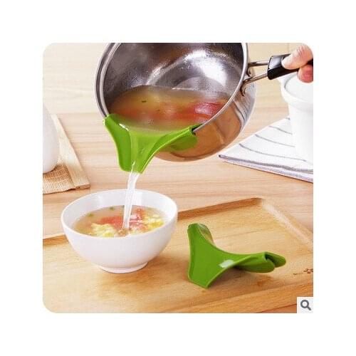 Kitchen Special Anti-Spills Cookware round Edge Guide Vane Liquid Diversion Mouth down Soup Kitchen Tool
