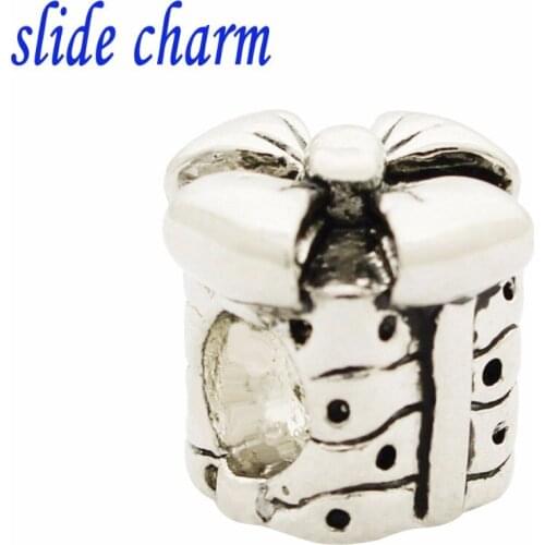 Slide charm Free shipping Unique personality fashion gift black and white carnations charm beads fit Pandora bracelet