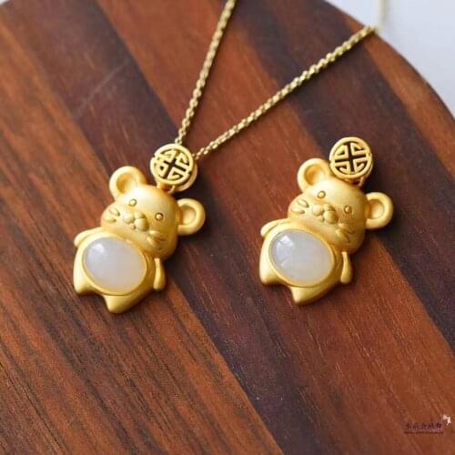 Silver inlaid natural Hetian Jasper mouse Pendant Necklace Chinese style retro unique ancient gold craft charm womens jewelry