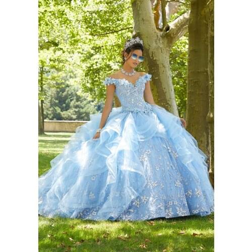 Luxury Crystals Embroidery Quinceanera Dresses Ball Gown Beaded Ruffles Organza Pageant Gown Long Blue Sweet 16 Dress