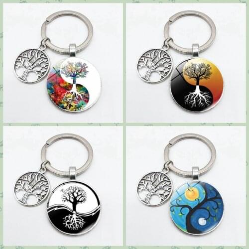 Retro Personality Yin and Yang Taiji Gossip Tree of Life Keychain Alloy Life Tree Small Pendant Essential Keychain