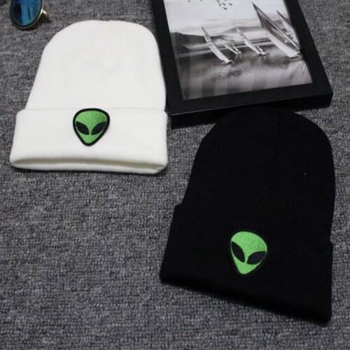 Cute Knitted Green Alien Hat Bonnet Alien Beanie Beanie for Women Embroidery Hat Embroidery Embroidered Beanie Embroidery Men