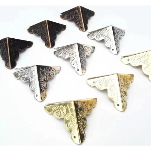30PC Luggage Case Box Corners Brackets For Furniture Decorative Triangle Rattan Carved Decorative Corner Protector Metal Crafts