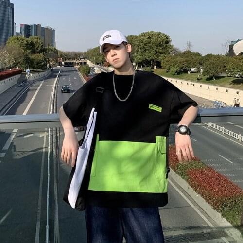 Patchwork Buckle Multi Pockets Tees Shirts Harajuku Hip Hop Streetwear Tshirts 2021 Men Fashion Casual Short Sleeve Tops