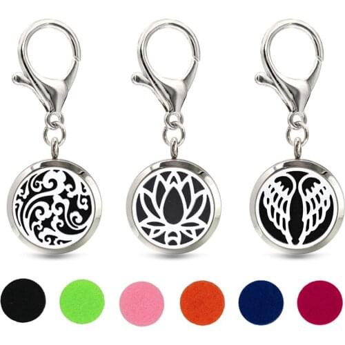 Cloud Angel Wing Key Chain Essential Oil Perfume Diffuser 30mm Magnetic Locket with Lobster Clasp Key Ring 10pcs Pads Free
