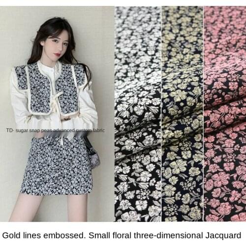 Gold silk small floral three-dimensional embossed yarn-dyed jacquard fabric, sewing fabric factory shop is not out of stock